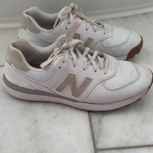 New Balance Women's Cream and Gray golf shoes